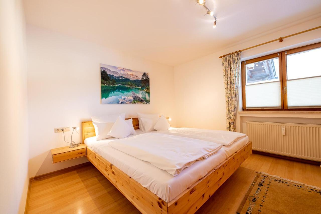 Bernadein Apartment Garmisch-Partenkirchen Ngoại thất bức ảnh