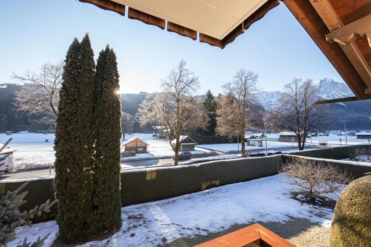 Bernadein Apartment Garmisch-Partenkirchen Ngoại thất bức ảnh